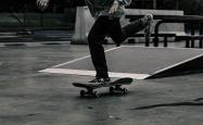 开云APP-银箭与红魔的生死时速，汉密尔顿，那道划破黑夜的烈焰