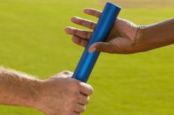 开云体育官网-帕尔默连续得分拉开差距，波兰鏖战厄瓜多尔险守胜局