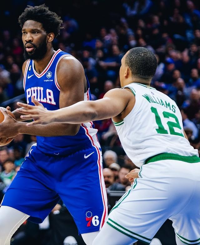 关于瑞士碾压那不勒斯，乔瓦尼·雷纳一己之力扛起全队的信息