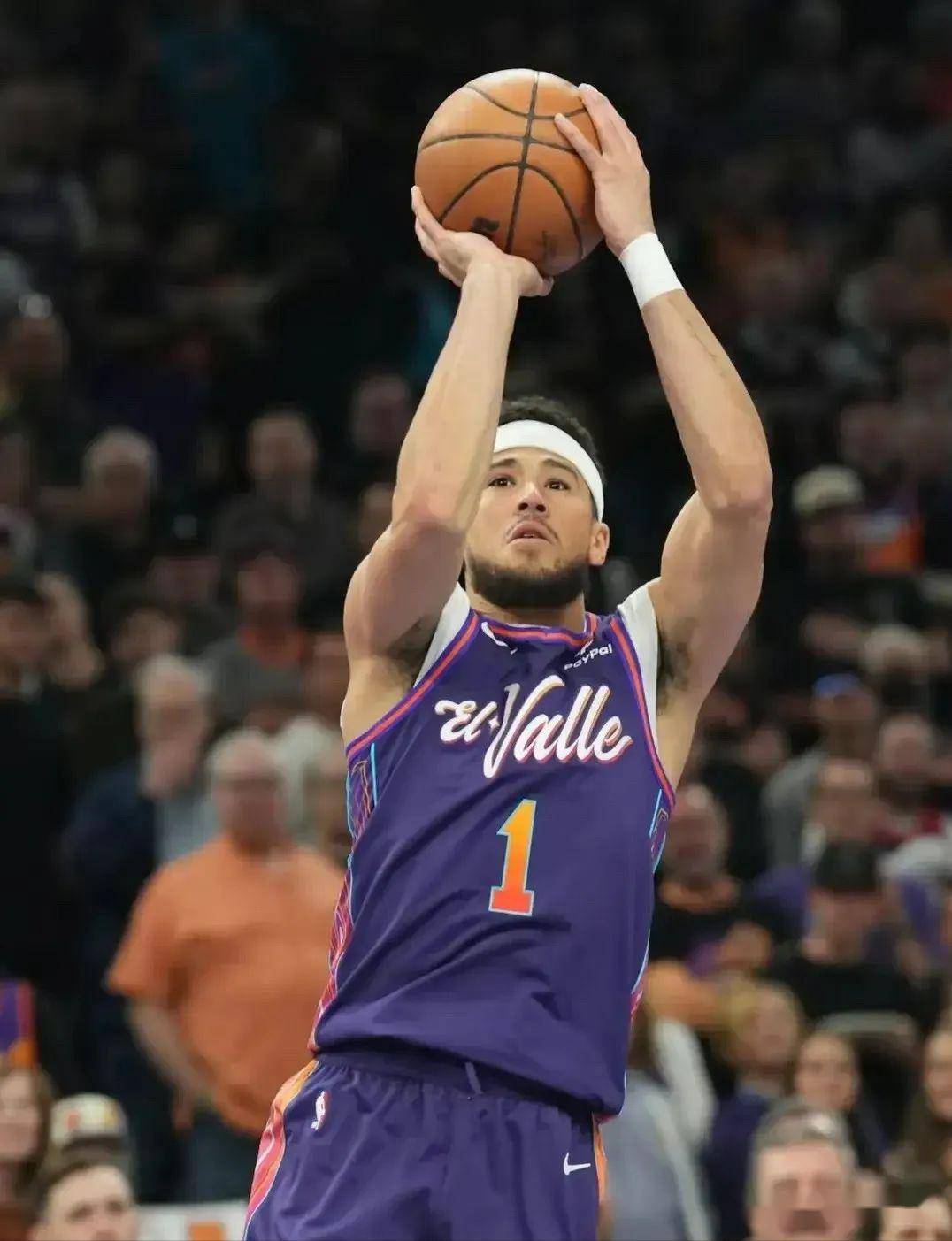 关于鹈鹕强势巴西男篮，波特完成帽子戏法的信息