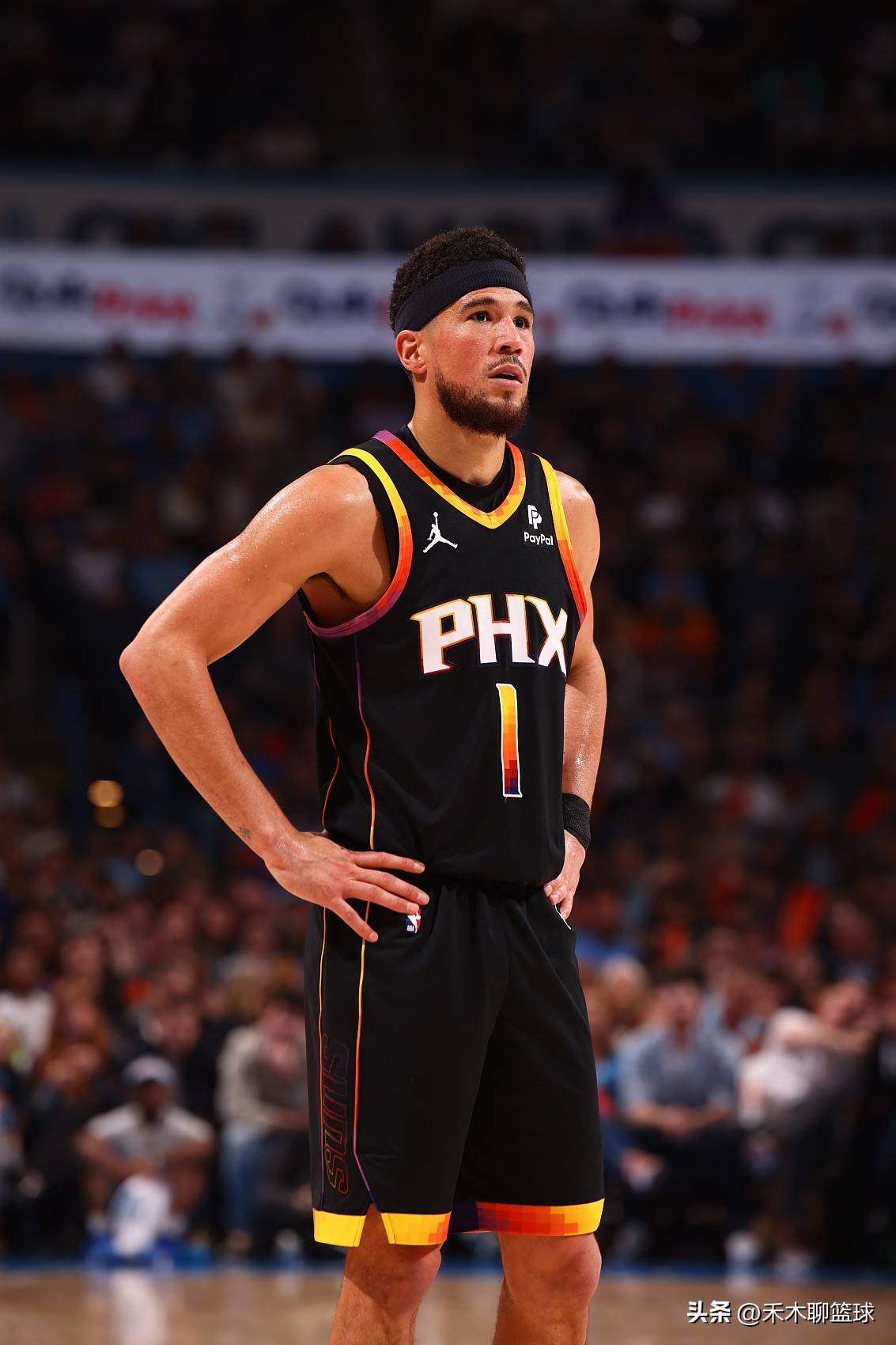 关于立陶宛男篮横扫热火B队,布克高光表现的信息 关于立陶宛男篮横扫热火B队,布克高光表现的信息