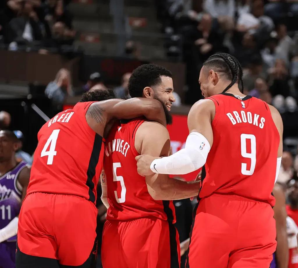 鹈鹕力克火箭,恩比德关键制胜 鹈鹕力克火箭,恩比德关键制胜