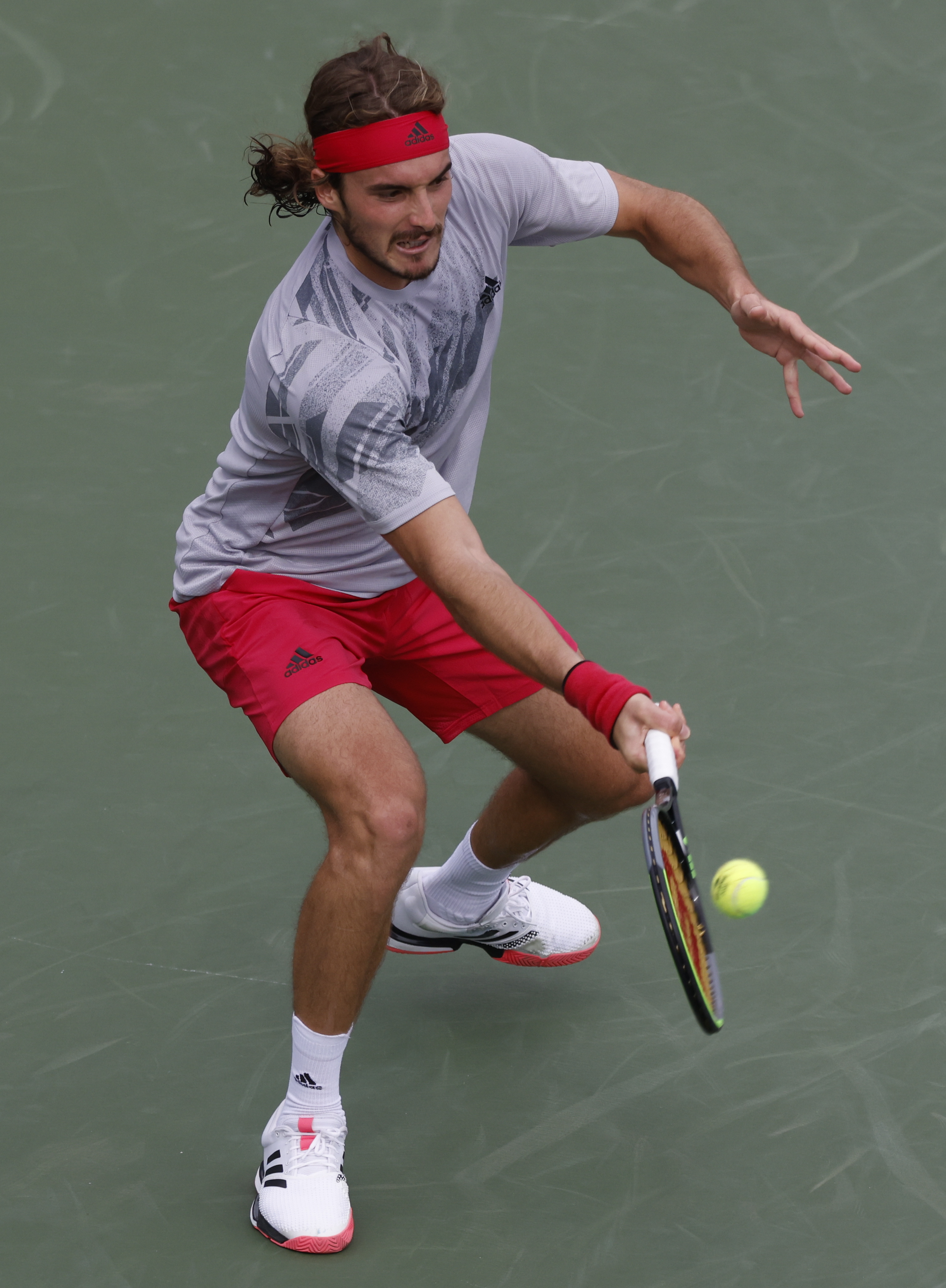 关于日本网球队爆冷英国网球队,西西帕斯送出助攻的信息 关于日本网球队爆冷英国网球队,西西帕斯送出助攻的信息