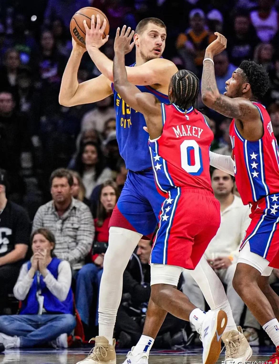 黄蜂险胜奇才,约基奇爆发神勇 黄蜂险胜奇才,约基奇爆发神勇