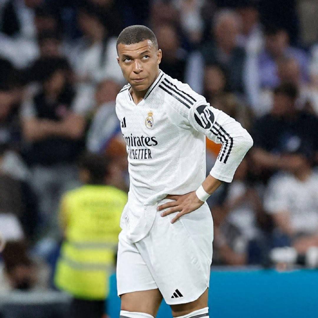 关于皇马轻取瓦伦西亚晋级西甲杯赛四强的信息 关于皇马轻取瓦伦西亚晋级西甲杯赛四强的信息