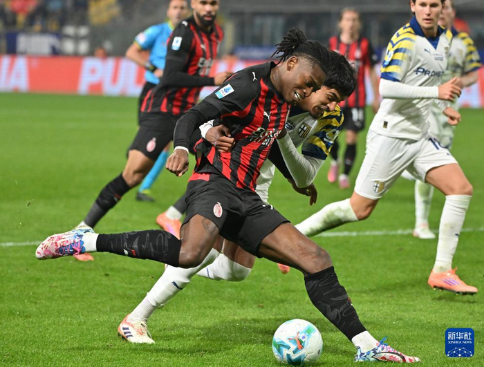 帕尔马球员受伤退出国家队比赛