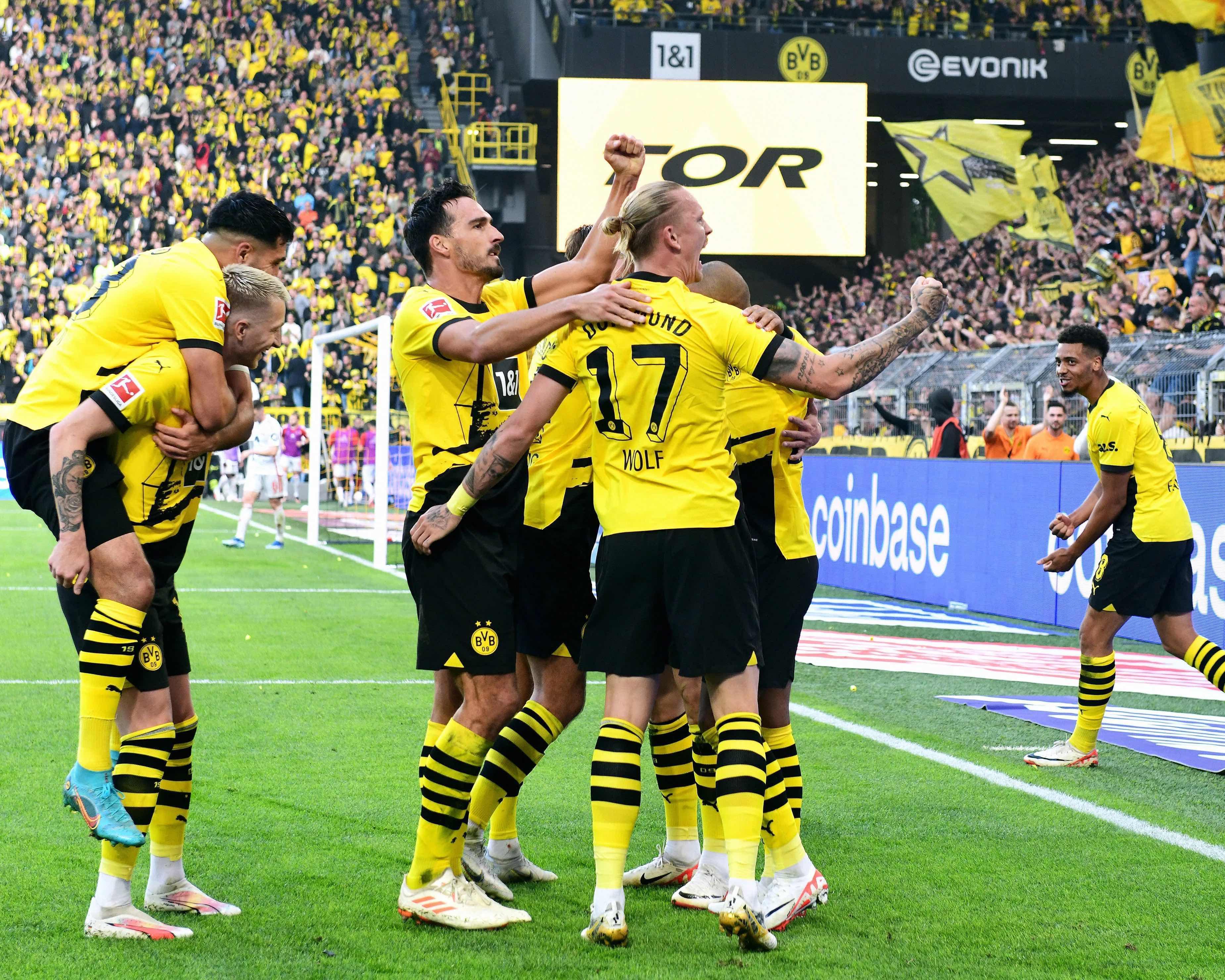 关于尤文图斯大获全胜，轻松晋级欧冠四分之一决赛的信息