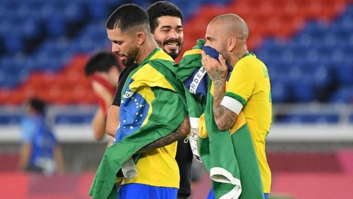 巴西队长承认存在团队问题，扬言全力改进