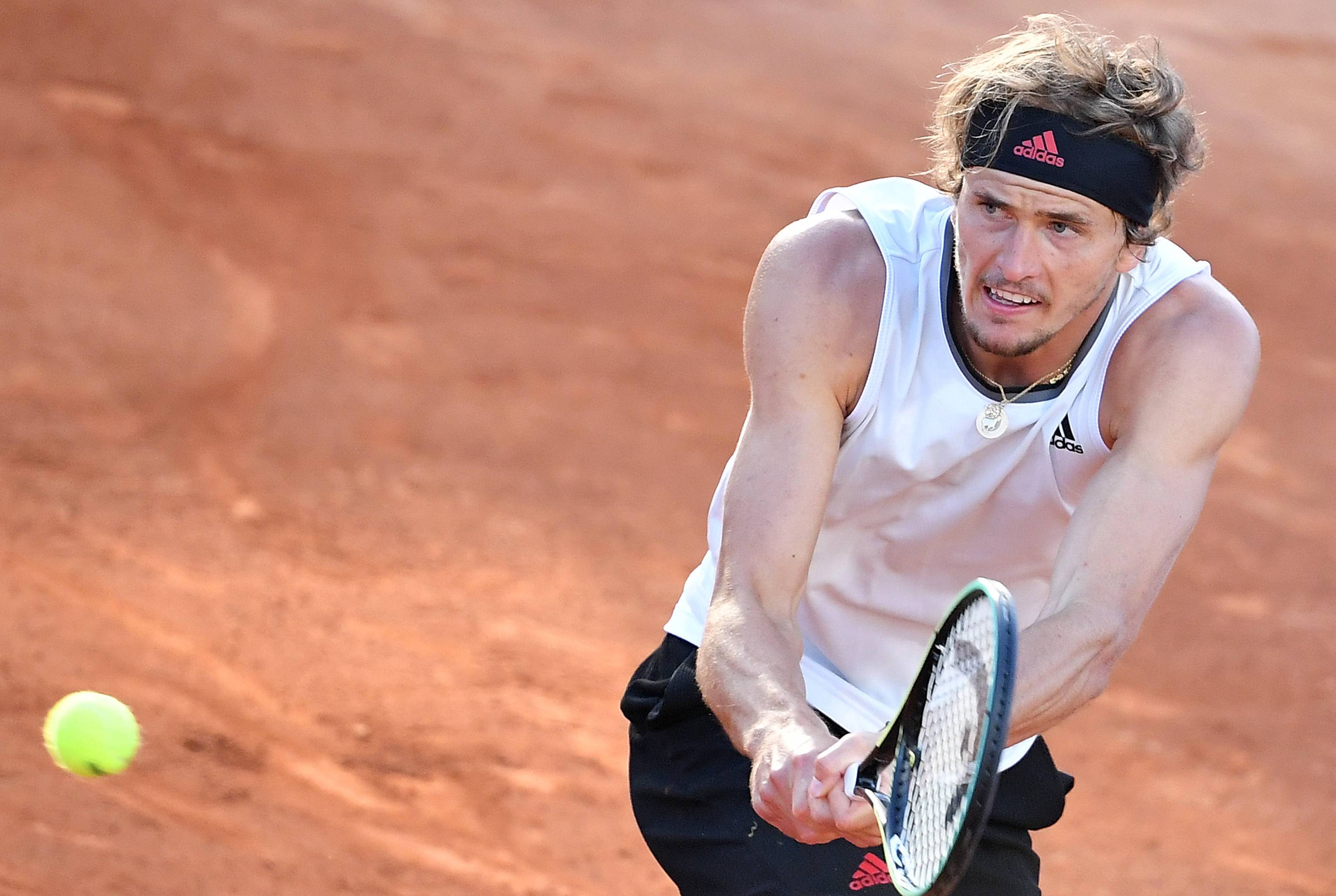 欧洲网球队轻取美国网球队，兹维列夫惊艳世界的简单介绍