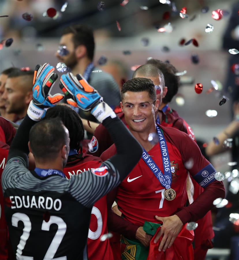 法国羽毛球队绝杀日本羽毛球队，戴资颖三分雨点燃全场的简单介绍