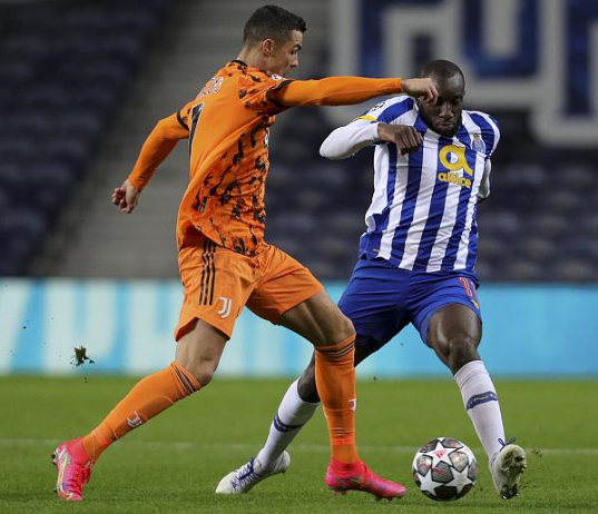 里昂完胜尤文，佩德里扛起全队的简单介绍