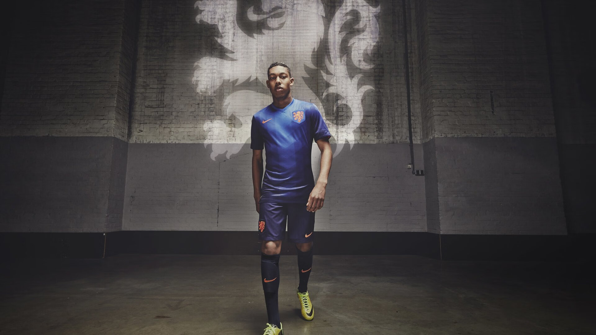 凯塞多爆发一锤定音，莱比锡红牛淘汰希腊球队展现德甲新锐实力