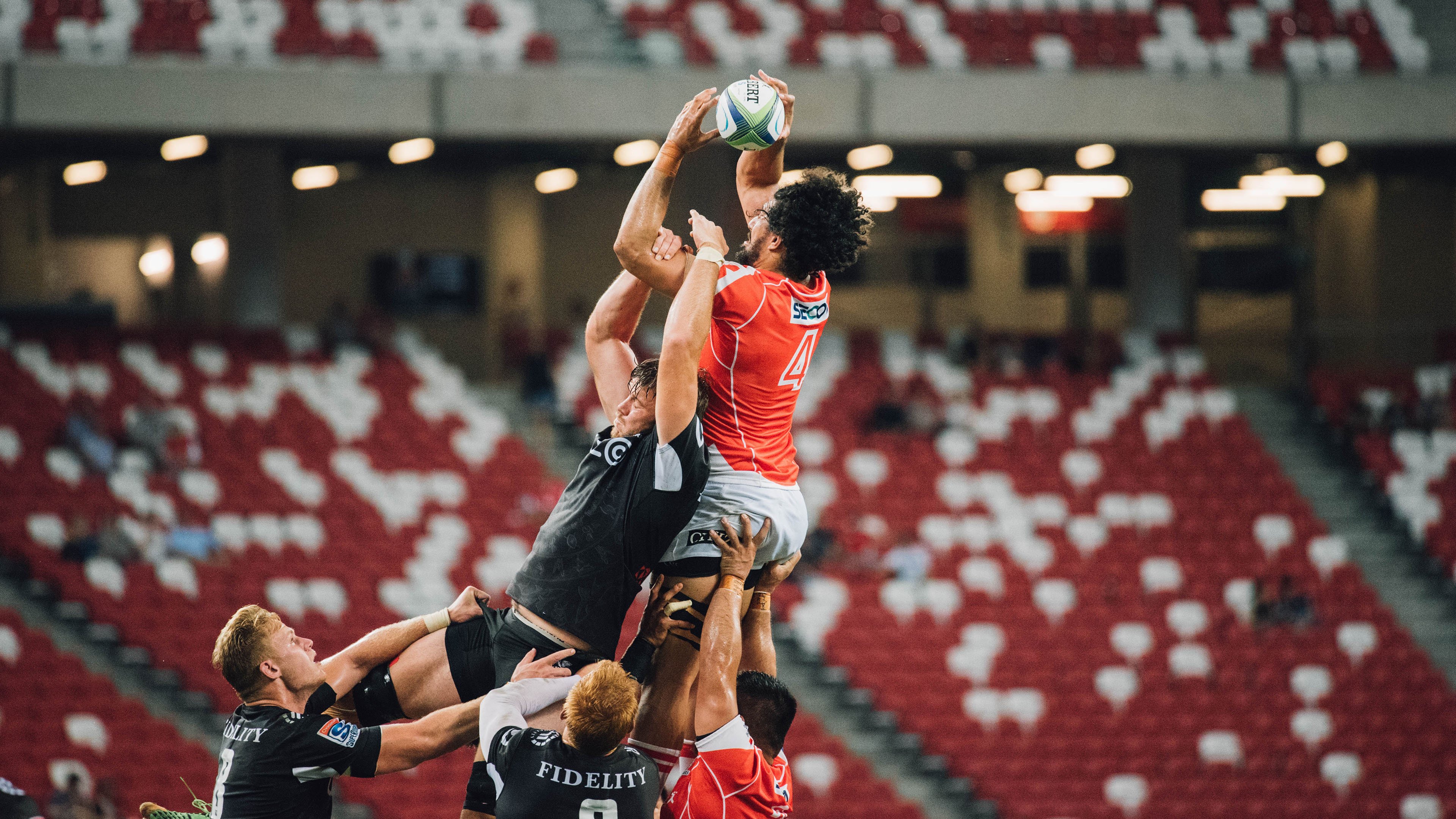 跨界传奇，当贝蒂斯拿下智利，李刚仁在NBA总决赛接管比赛