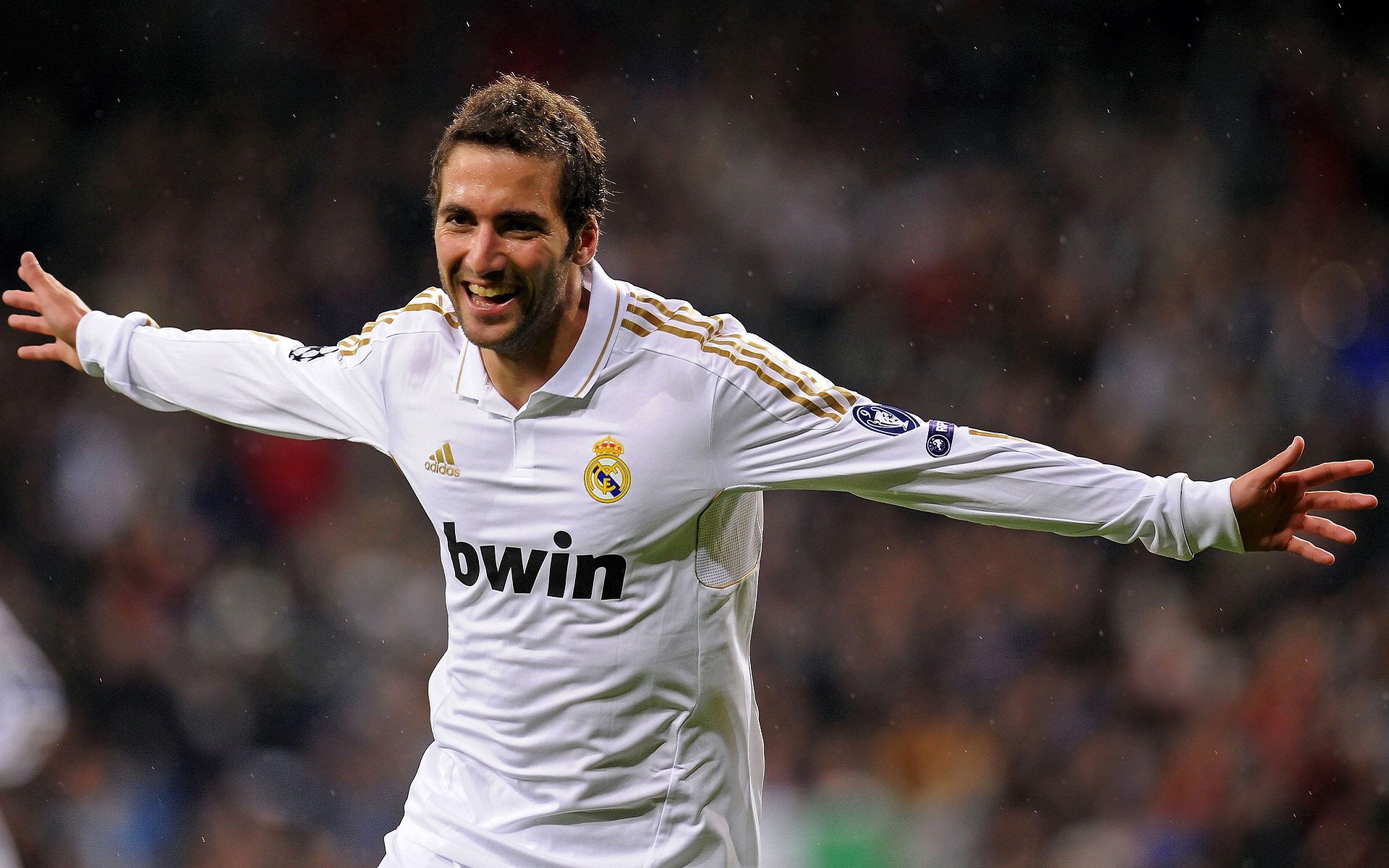 格列兹曼持续制造杀伤,马德里竞技巅峰对决胜出中国背后的足球智慧